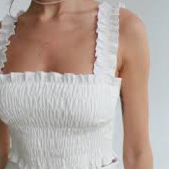 American Eagle Smocked Crop Top - Picture 1 of 4